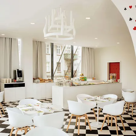 Ibis Styles Centrum Hotel 3*