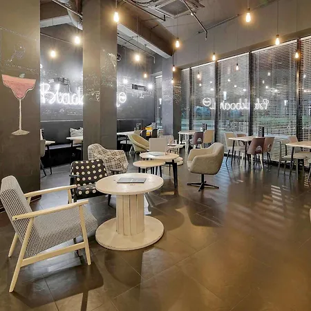 Hotel Ibis Styles Centrum 3*