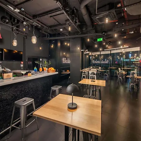 Ibis Styles Centrum Hotel 3*