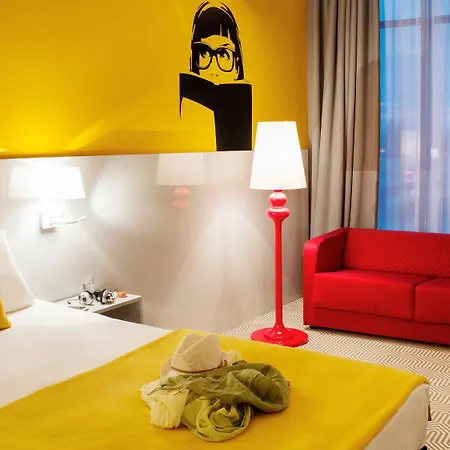 Ibis Styles Centrum Hotel 3*