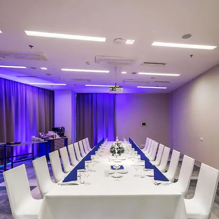 Ibis Styles Centrum 3* فروتسواف